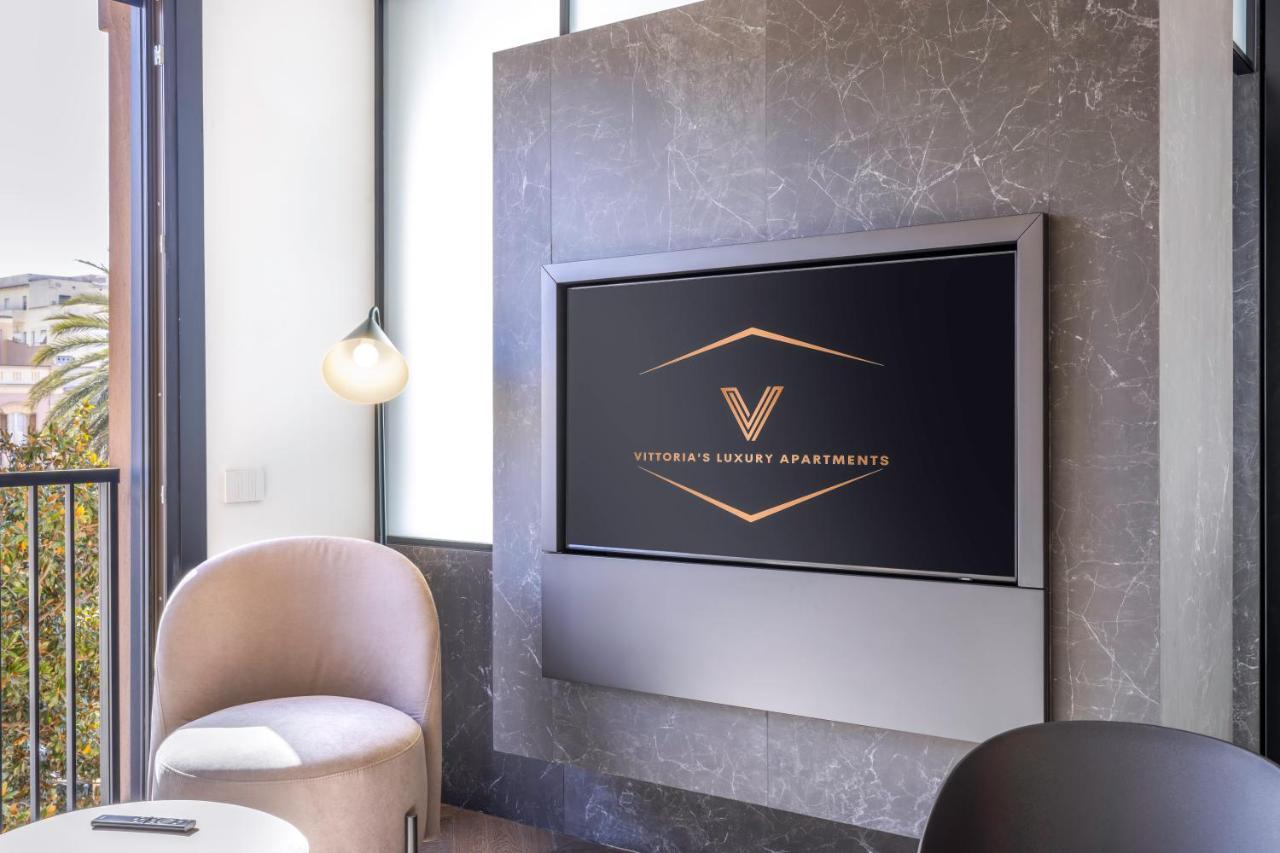 Vittoria'S Luxury Apartment Cagliari Exterior photo
