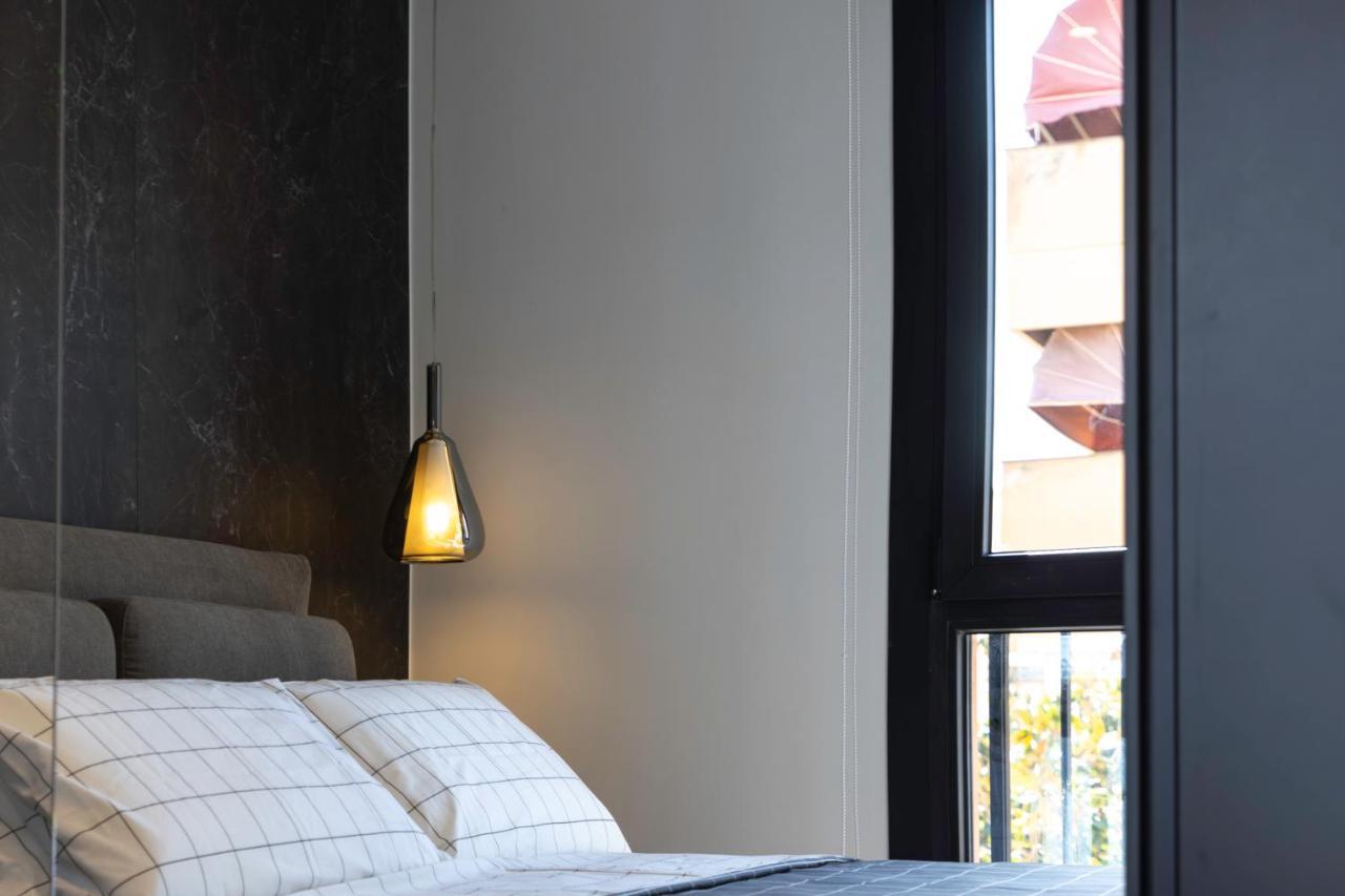 Vittoria'S Luxury Apartment Cagliari Exterior photo